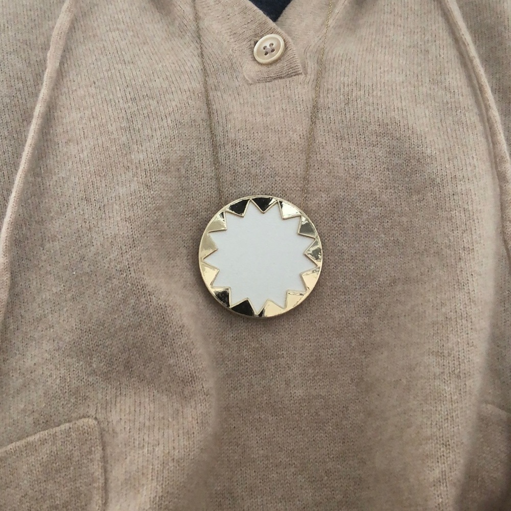 House of Harlow White Necklace